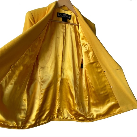 ❤️ SOLD ❤️ Vintage 90s ESCADA Blazer - Picture 12 of 15